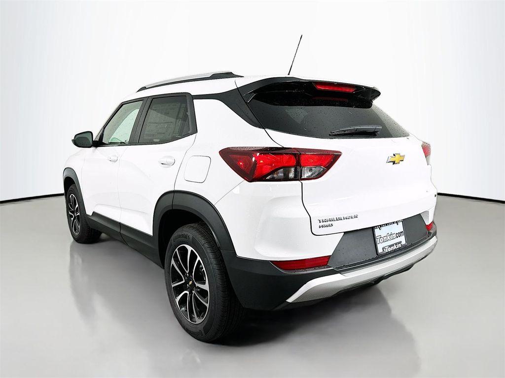 new 2026 Chevrolet TrailBlazer car, priced at $27,907