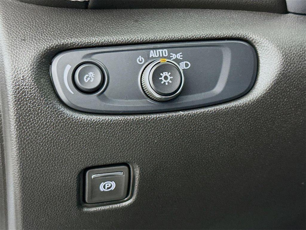 new 2024 Chevrolet Blazer car, priced at $42,315