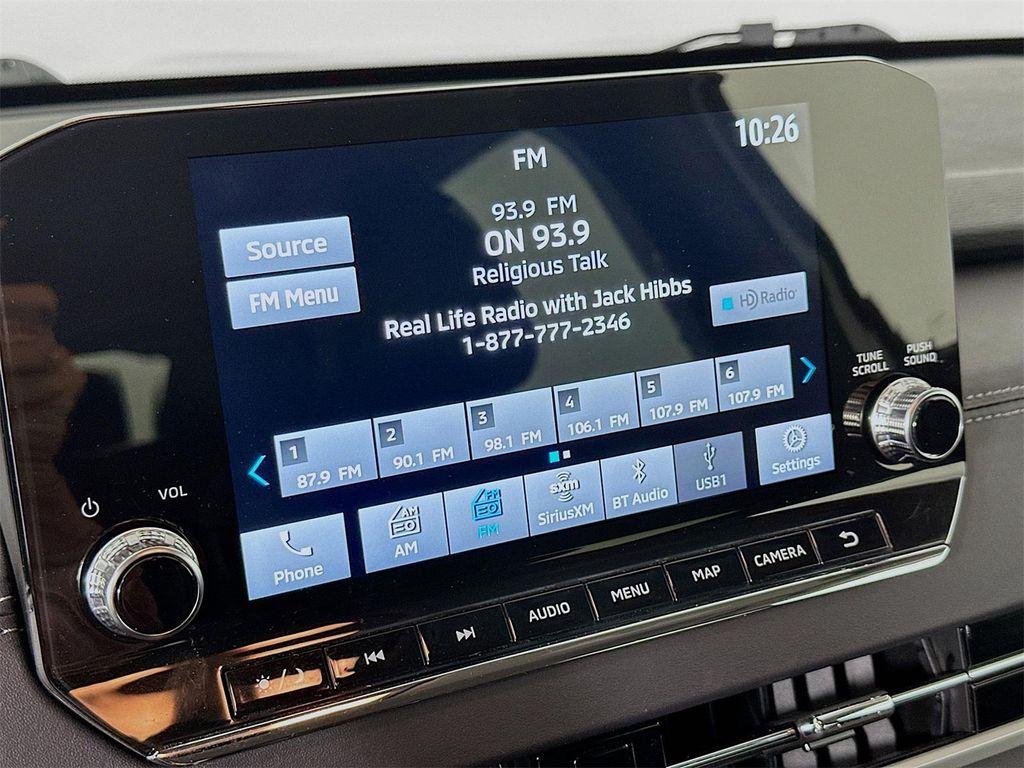 used 2024 Mitsubishi Outlander car, priced at $25,099