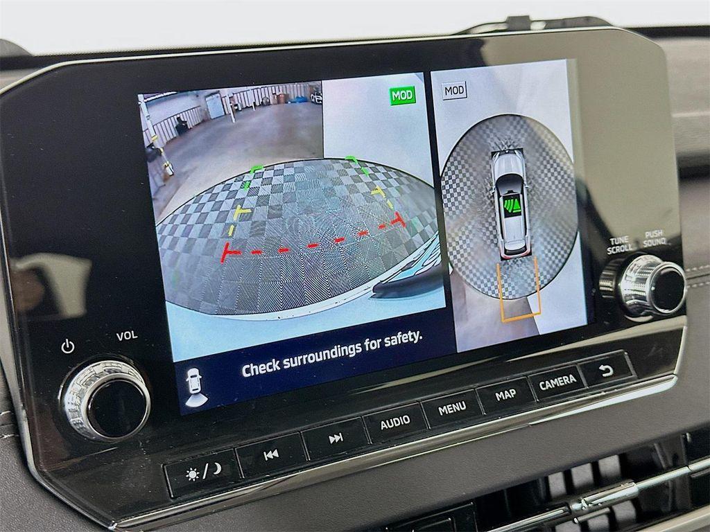 used 2024 Mitsubishi Outlander car, priced at $25,099