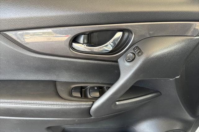 used 2020 Nissan Rogue car, priced at $15,987