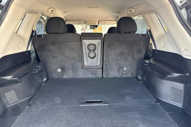 used 2020 Nissan Rogue car, priced at $15,987