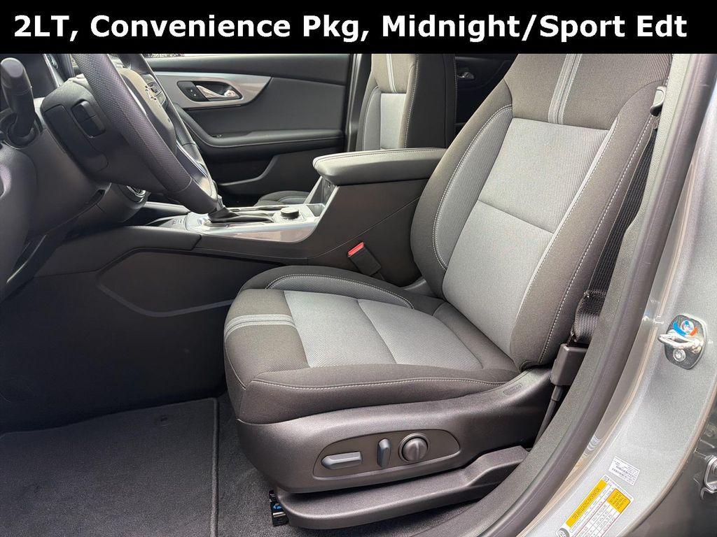 new 2025 Chevrolet Blazer car, priced at $38,143