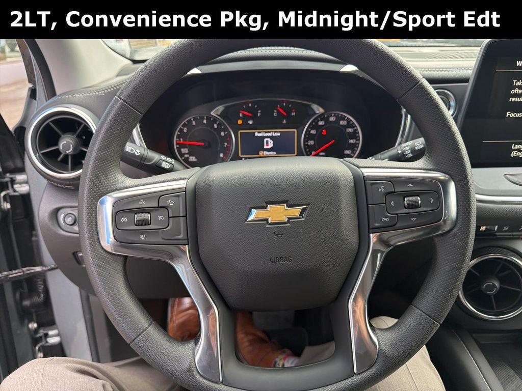 new 2025 Chevrolet Blazer car, priced at $38,143