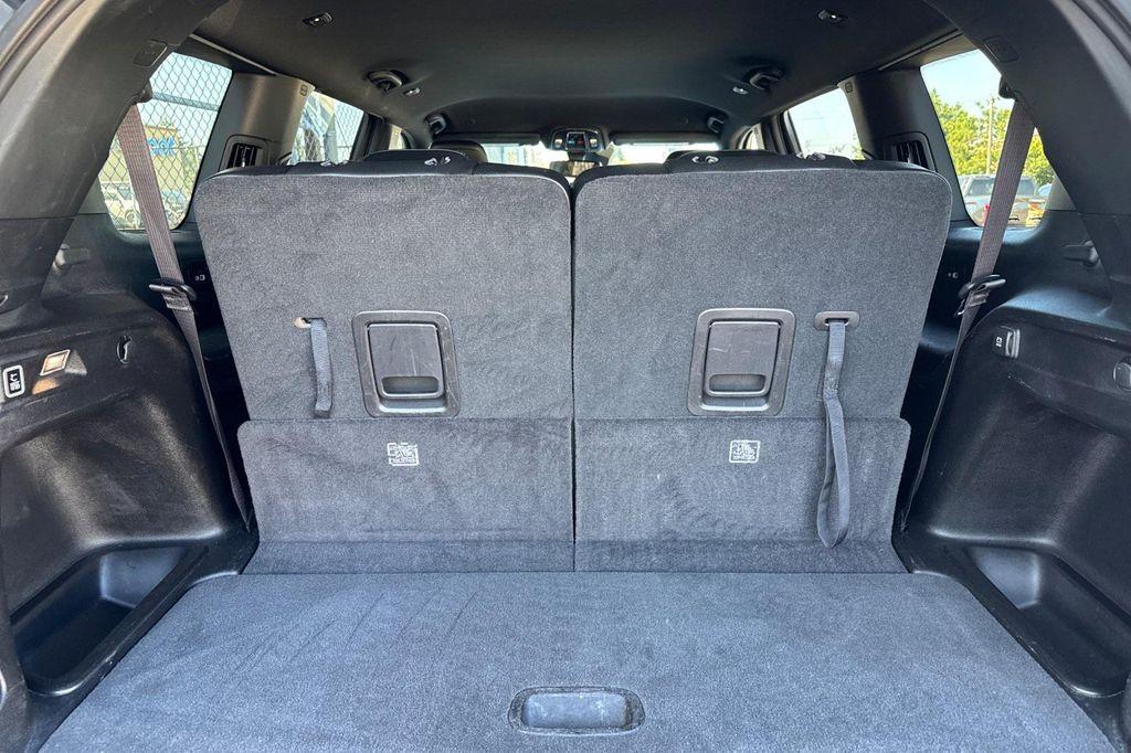 used 2024 Jeep Grand Cherokee L car, priced at $29,999