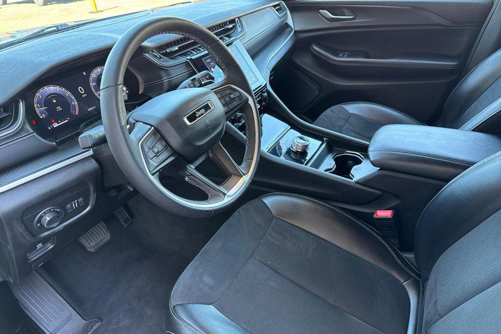 used 2024 Jeep Grand Cherokee L car, priced at $29,999
