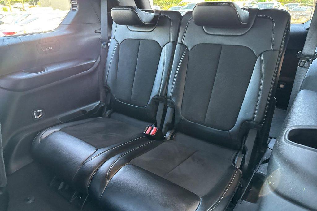 used 2024 Jeep Grand Cherokee L car, priced at $29,999