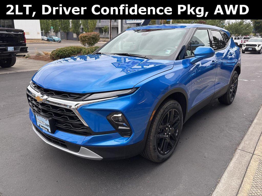 new 2025 Chevrolet Blazer car, priced at $38,418
