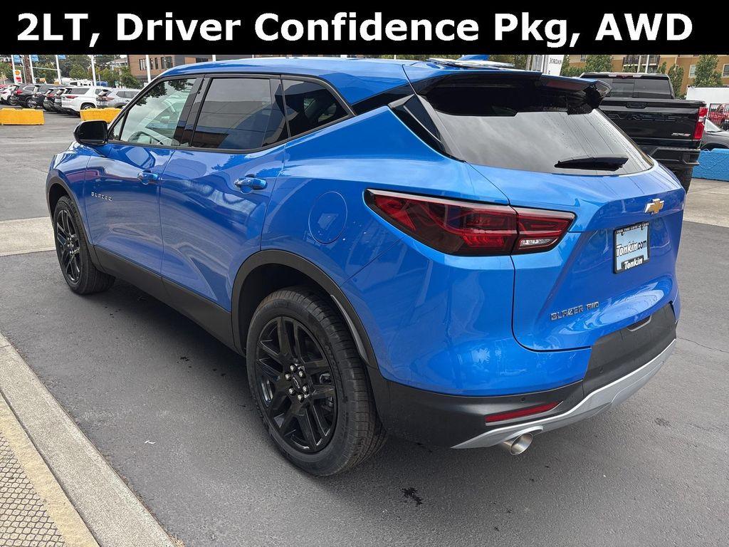 new 2025 Chevrolet Blazer car, priced at $38,418