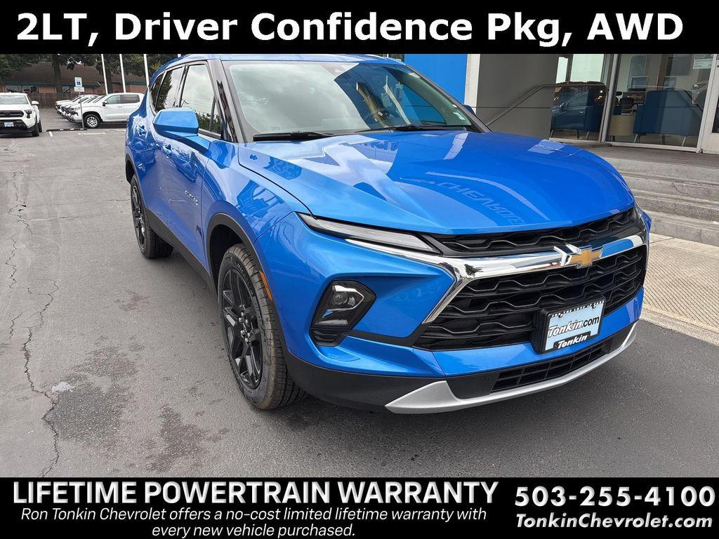 new 2025 Chevrolet Blazer car, priced at $38,418