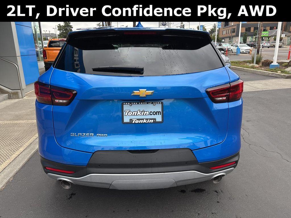 new 2025 Chevrolet Blazer car, priced at $38,418
