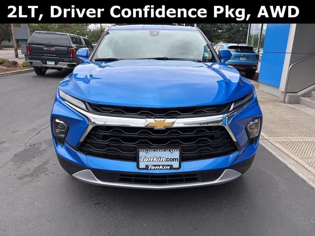 new 2025 Chevrolet Blazer car, priced at $38,418