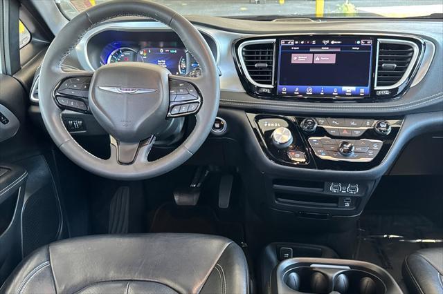 used 2022 Chrysler Pacifica Hybrid car, priced at $26,795
