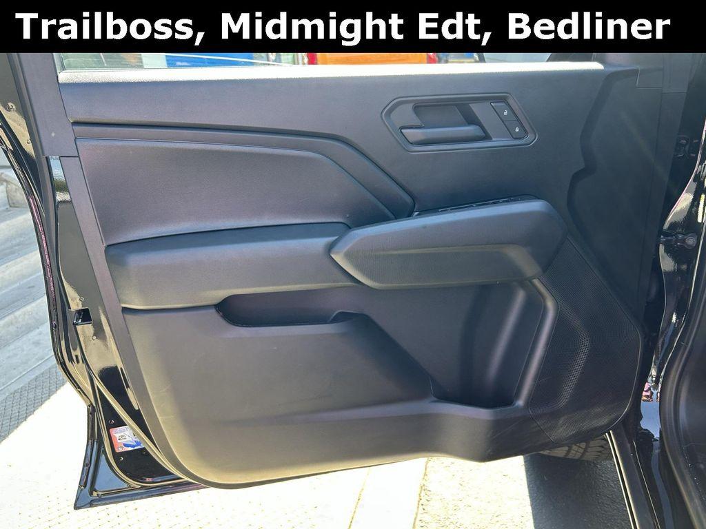 new 2025 Chevrolet Colorado car, priced at $44,384