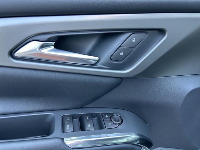 new 2025 Chevrolet Traverse car, priced at $45,695