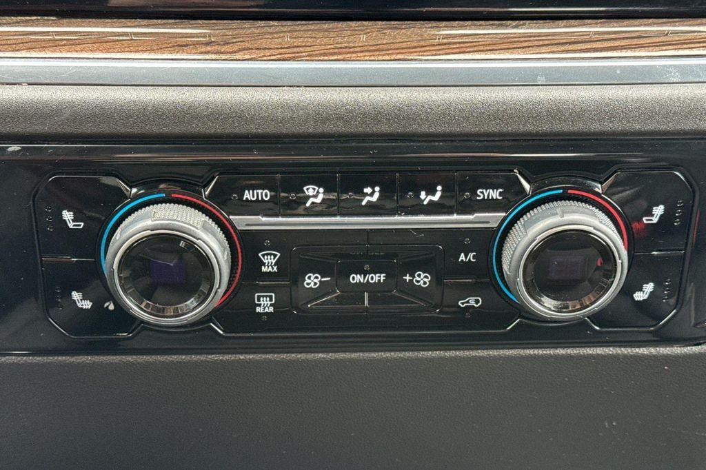 used 2024 Chevrolet Silverado 1500 car, priced at $32,847