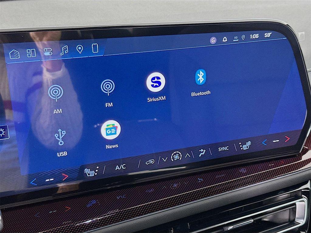 new 2026 Chevrolet Traverse car, priced at $49,024