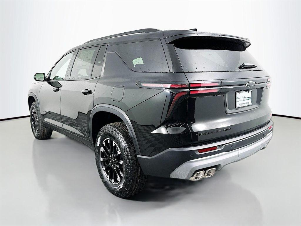 new 2026 Chevrolet Traverse car, priced at $49,024