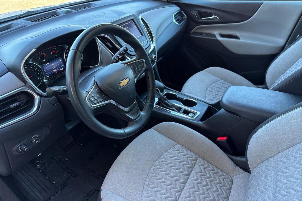 used 2024 Chevrolet Equinox car, priced at $19,152