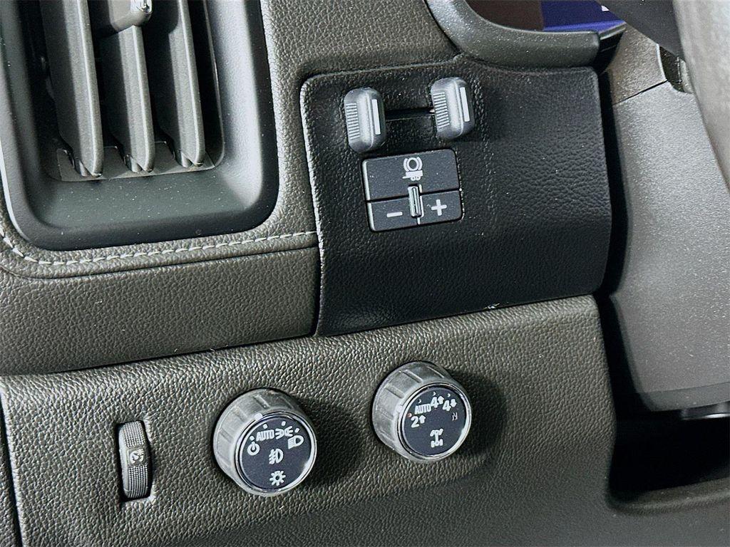 used 2020 GMC Canyon car, priced at $28,582