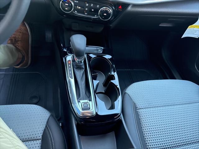 new 2025 Chevrolet Trax car, priced at $24,686