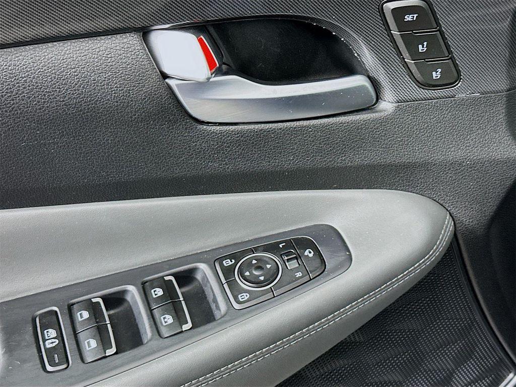 used 2023 Hyundai Santa Fe car, priced at $24,997