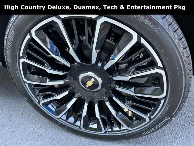new 2025 Chevrolet Suburban car, priced at $94,425