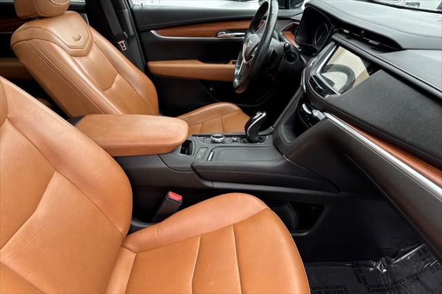 used 2021 Cadillac XT5 car, priced at $22,995