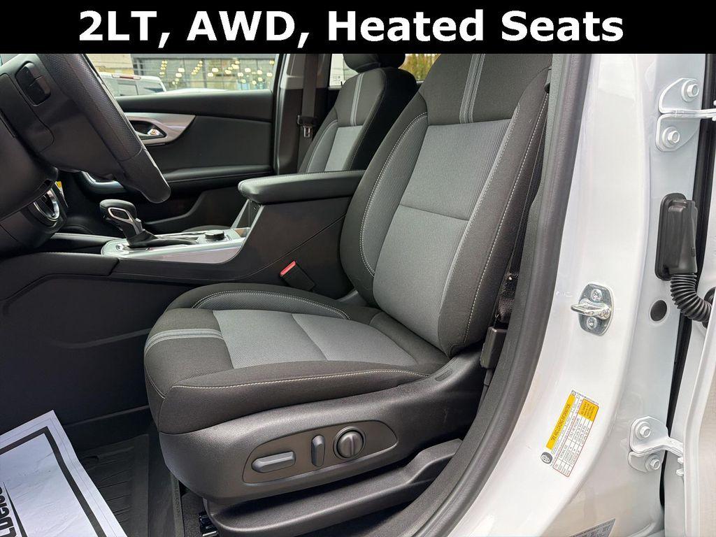 new 2025 Chevrolet Blazer car, priced at $35,838