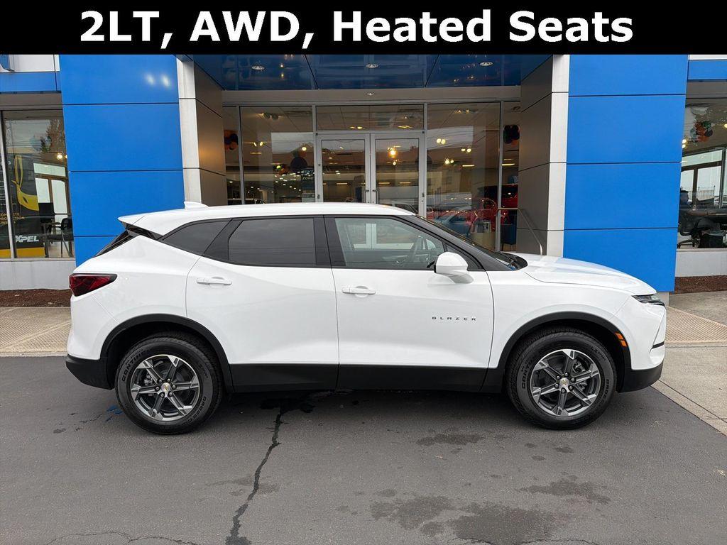 new 2025 Chevrolet Blazer car, priced at $35,838