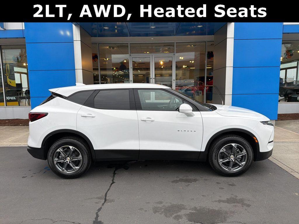 new 2025 Chevrolet Blazer car, priced at $38,498