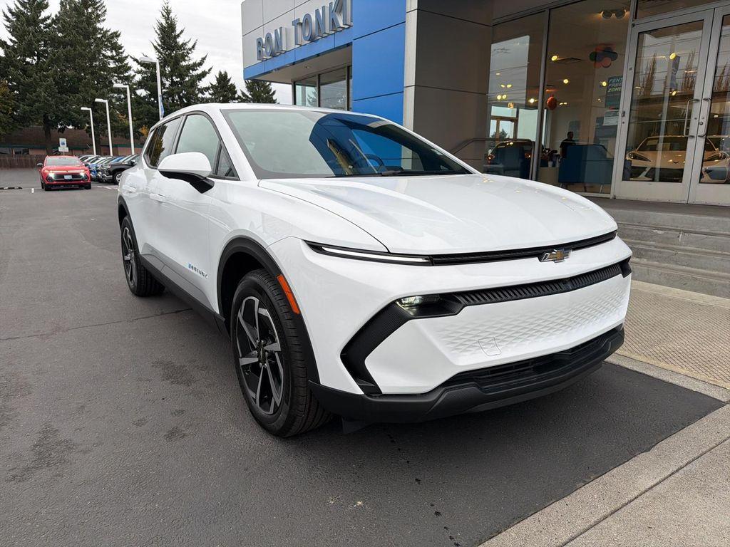 new 2026 Chevrolet Equinox EV car, priced at $39,354