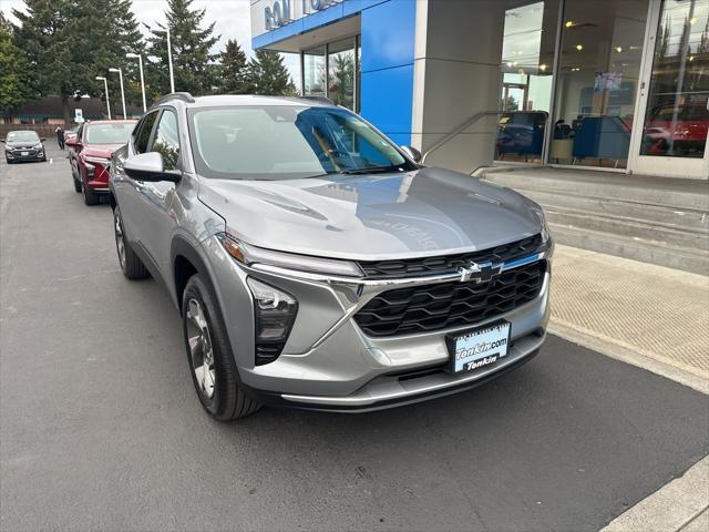 new 2025 Chevrolet Trax car, priced at $25,260