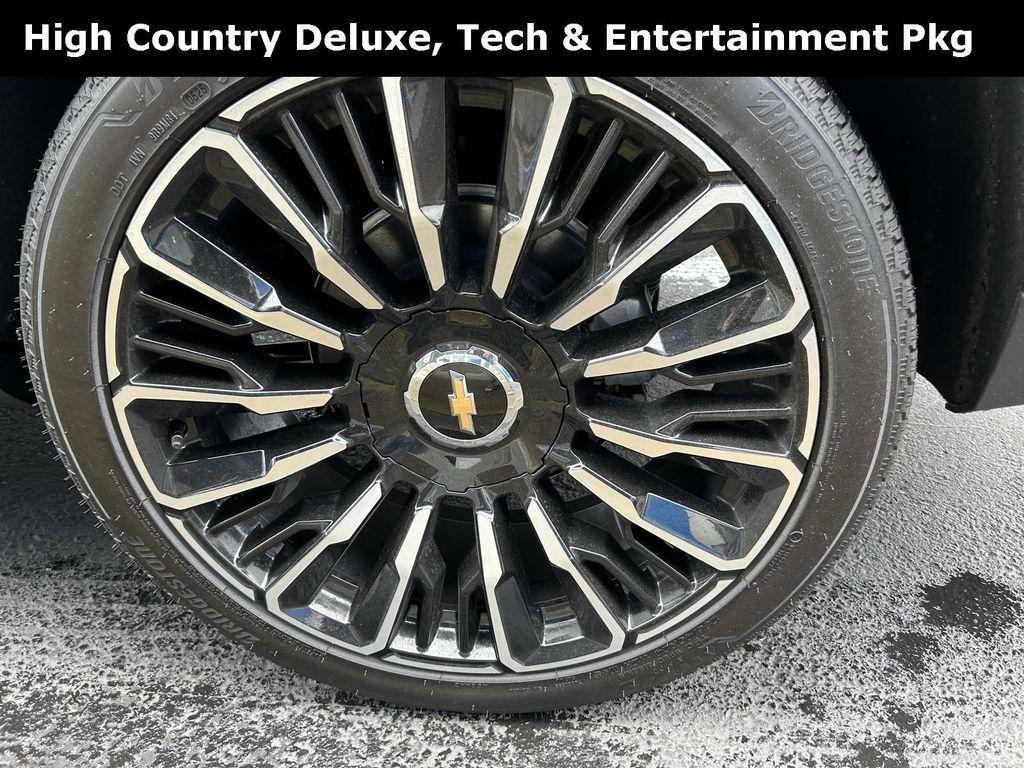 new 2025 Chevrolet Tahoe car, priced at $91,500