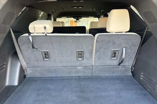 used 2022 Chevrolet Traverse car, priced at $27,495