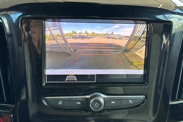 used 2022 Chevrolet Traverse car, priced at $27,495