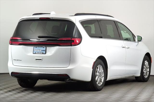 used 2022 Chrysler Pacifica car, priced at $21,687