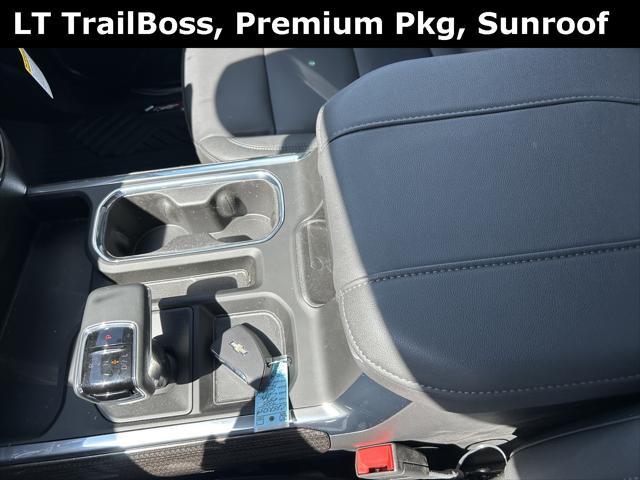 new 2025 Chevrolet Silverado 1500 car, priced at $69,090