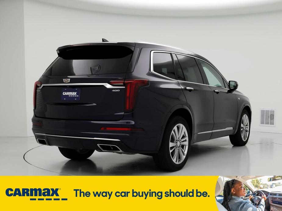 used 2021 Cadillac XT6 car, priced at $33,998