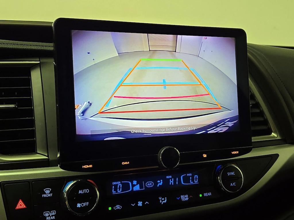 used 2016 Toyota Highlander car, priced at $24,998