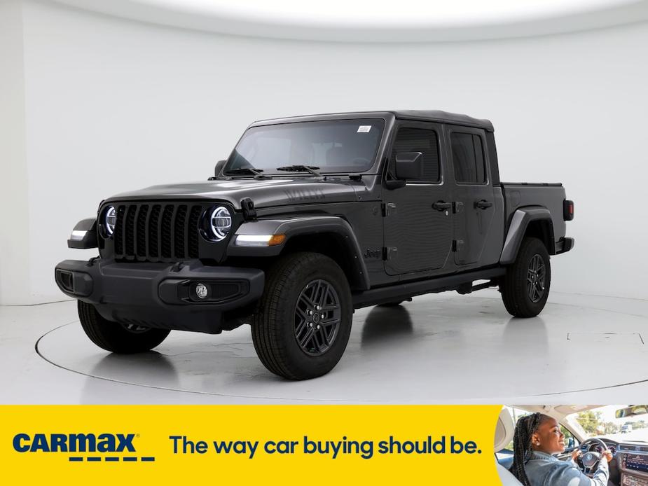 used 2022 Jeep Gladiator car, priced at $32,998