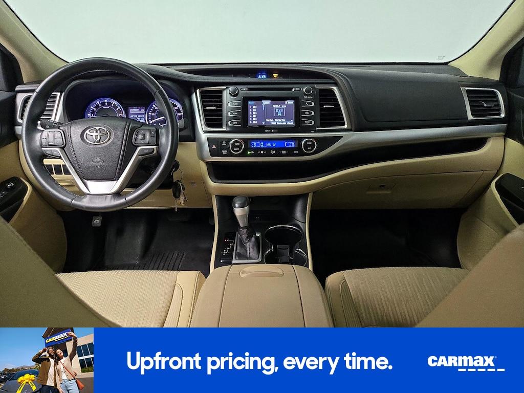 used 2014 Toyota Highlander car, priced at $18,998