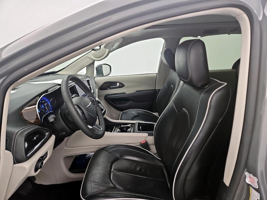 used 2022 Chrysler Pacifica car, priced at $27,998