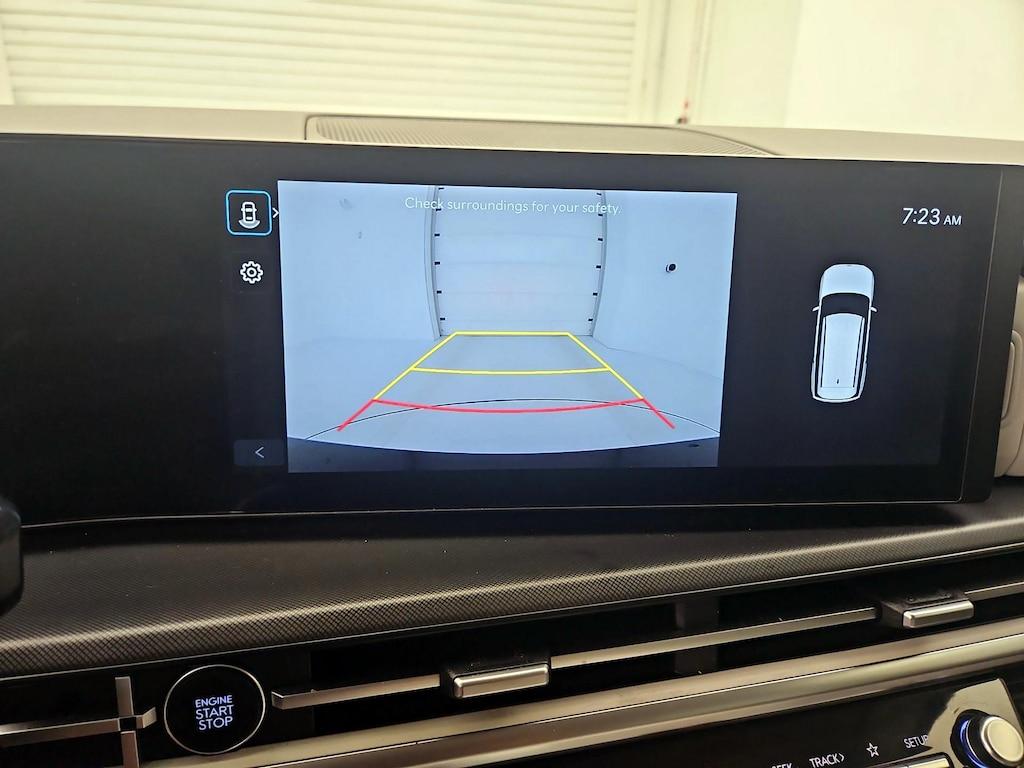 used 2024 Hyundai Santa Fe car, priced at $33,998