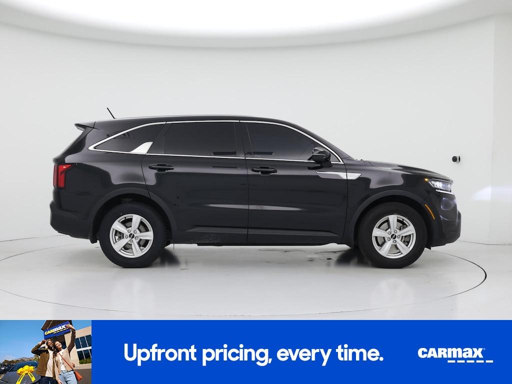 used 2023 Kia Sorento car, priced at $25,998