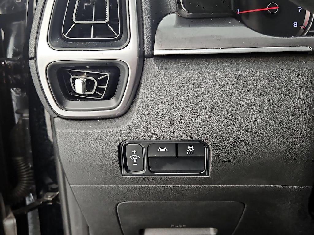 used 2023 Kia Sorento car, priced at $25,998