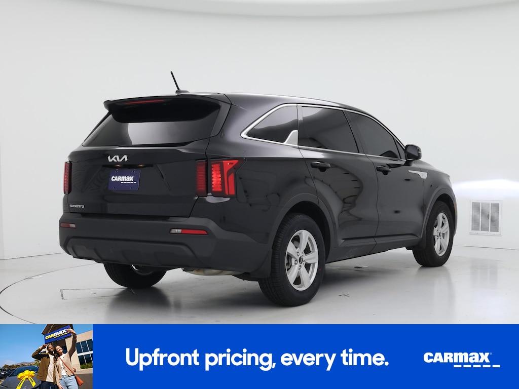 used 2023 Kia Sorento car, priced at $25,998