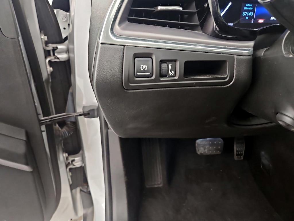 used 2017 Cadillac XT5 car, priced at $20,998