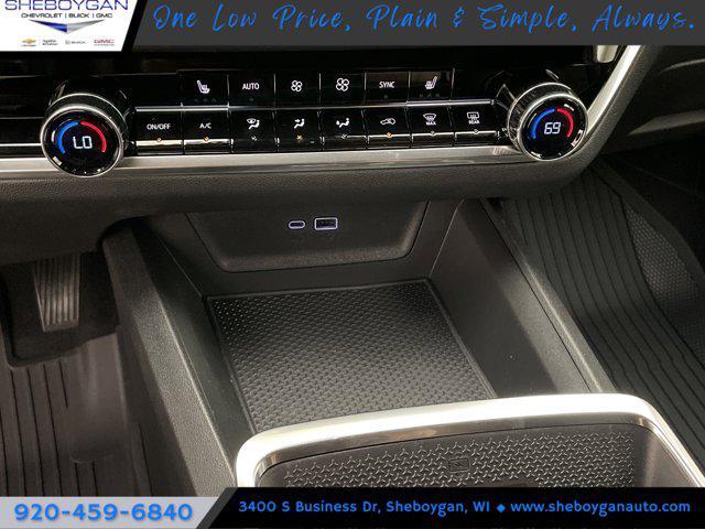 new 2026 Chevrolet Equinox car, priced at $33,170