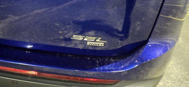 used 2015 Ford Edge car, priced at $13,999